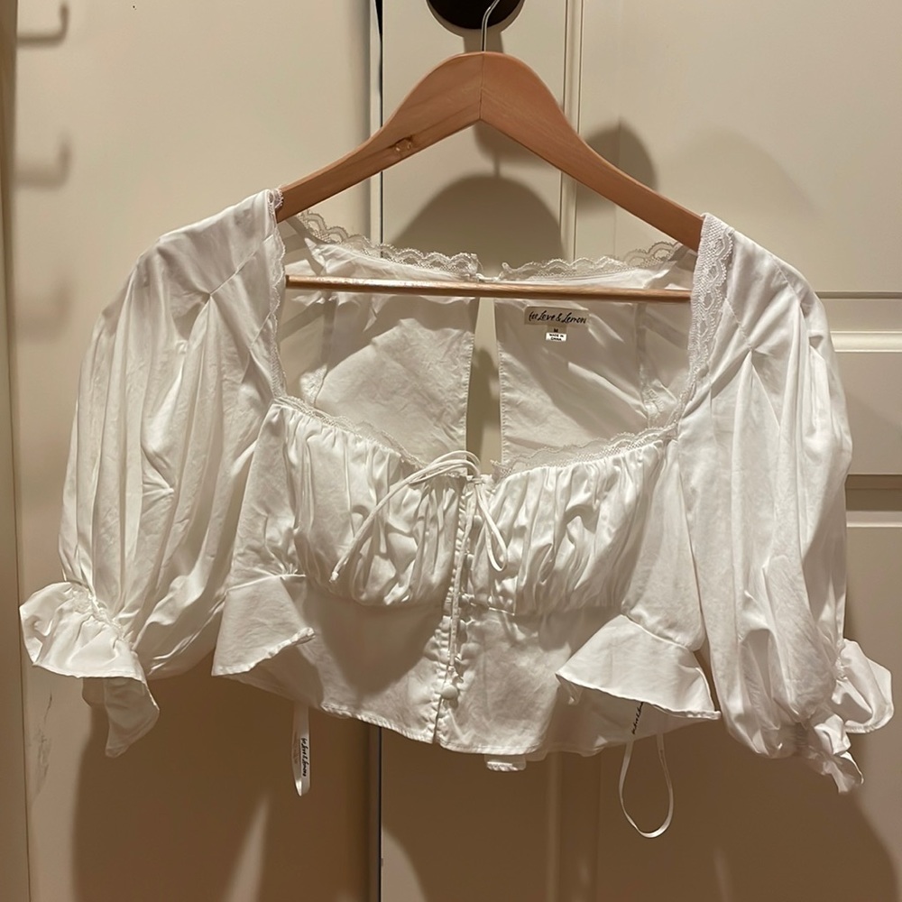 For love and lemons crop top